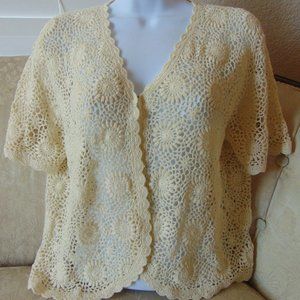 Cream Crocheted Wrap Bashecinq NWOT